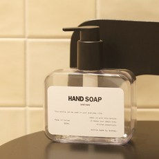 슬림형 젤타입 펌프 디스펜서 300ml x 2p + HAND SOAP 라벨 2p 세트, 투명(디스펜서), 블랙(펌프), 화이트(라벨), 1세트