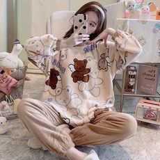 세컨핑크 여성용 베어프렌즈 극세사 조거팬츠 수면잠옷 상하의 + 파우치 세트