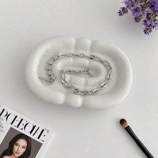 陶瓷霧面橢圓線條飾品收納盤 MW0139, 白色