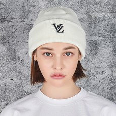 VARZAR 字母刺繡毛帽