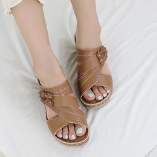 J SHOE 雕花牛皮厚底涼鞋, 駱駝, 245