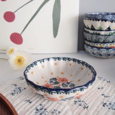 Ceramika Artystyczna 波蘭陶荷葉邊碗 小, 1295, 1個