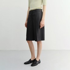 Dunst 女款 BERMUDA SHORTS UDPA6B235