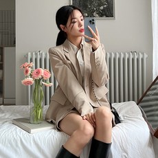 envylook 迷你短版外套短裙套裝