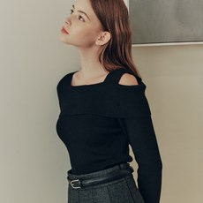 ZERO STREET 女款素色不對稱露肩毛衣