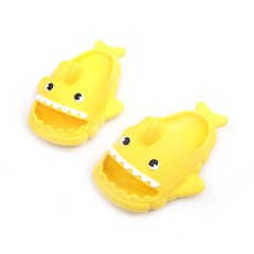 Luluchu 兒童雲朵鯊魚拖鞋 BS133