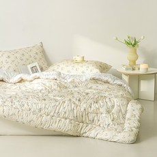 親膚薄被, 黃色