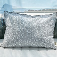 BAZAAR 雪花人造絲泡泡紗夏季枕頭套