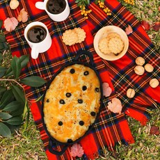 鑄鐵一體成型橢圓形焗烤盤 + 木質底座組合, 黑色(焗烤盤), 1套