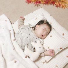 Malolotte 絎縫刺繡午睡幼兒枕頭 + 枕芯, 楓葉松鼠