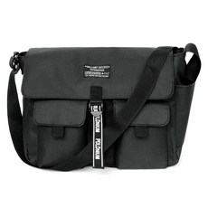 BLUEMOUNT RAY 郵差包 字母背帶 斜背包, 黑色