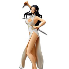 BANPRESTO 一件閃光和迷人的功夫風格 Nico Robin 稀有彩色圖, 1個