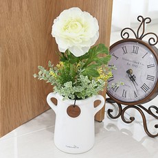 도시정원 손잡이 러넌큘러스 조화 소품, 크림, 1개