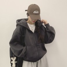 With Huirin常規寬鬆連帽拉鍊