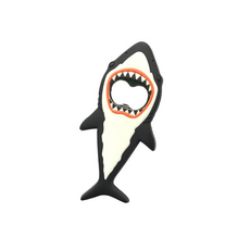 Booth Market 鯊魚牙齒開瓶器, 黑色, 1個