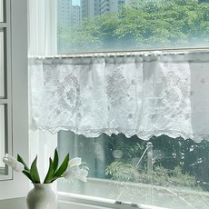 FINDS lifestyle TIERRA Home Flora 花籃圖案廚房迷你短窗簾, 白色