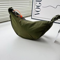 파스텔 반달 크로스백