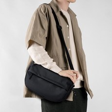 Elsso 收納休閒外出輔助斜揹包, 黑色