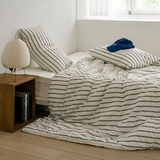 I'm Bedding Merry 柔軟無塵四季被, 條紋奶油色