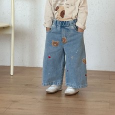 Starbean 可愛小熊刺繡寬版牛仔褲