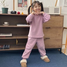 Neuel 兒童保暖運動上下套裝