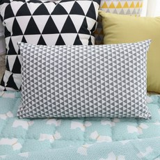 BEAUTE HOUSE 枕套, 灰色三角形款