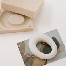 ANGLE THING 磨砂管狀戒指雙面立體矽膠模具, 單一顏色