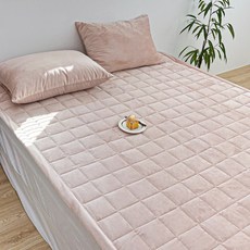 Lucidsleep Winter Tail冬季超細纖維固定鬆緊帶薄墊, Pink Bunny