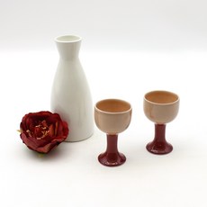 Dalsogeum 韓國製陶瓷酒瓶組 象牙白, 德利瓶 + 酒杯 2入, 1套