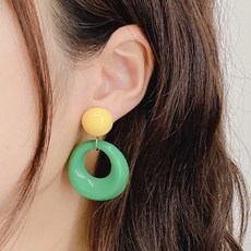 젤루나 여성용 발랄한 라운드 볼록 썸머 컬러 드롭 패션 귀걸이 P-855