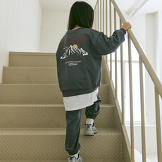 vavkids 童款大地山脈圖案長袖上衣+長褲組