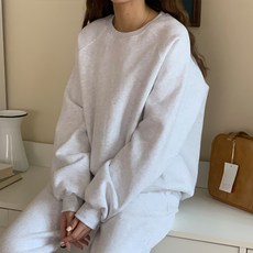 에크레아 데일리 오버핏 맨투맨