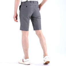 BOYTOMAN 男款格紋無褶彈性高爾夫短褲 YNG3074