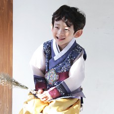 Yedam 葉海瓚男童韓服套裝