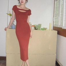 구디프 쿨 가슴트임 슬림핏 슬릿 롱원피스