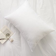 Maison Textile New Poly雲朵枕頭棉, 白色的