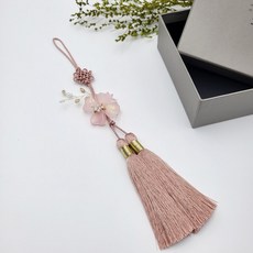 Bidangil 女童用大波斯菊流蘇掛飾