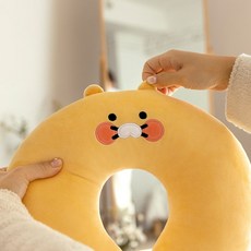 KAKAO FRIENDS 春植頸枕, 臉部造型