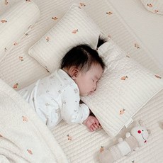 Marolotte 刺繡午睡幼兒枕頭 含枕芯, 胡蘿蔔