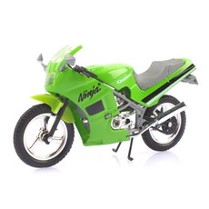 Replicas 1:18 Kawasaki忍者600R摩托車模型 MTX019046GR, 綠色