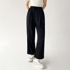 Planday 女款時尚百搭單褶運動短褲