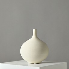 마쉬매리골드 줄무늬 클래식 세라믹 화병 A, 화이트