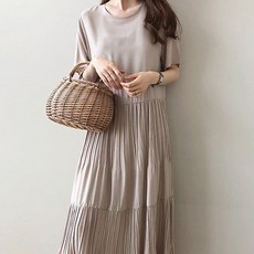 구디프 반팔 라운드넥 루즈핏 주름 통기성 롱 원피스