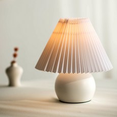 WONHA Daisy床邊燈, 白色