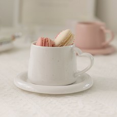 SSUEIM 韓國製 Heart Signal 咖啡杯 + 杯碟組, 燕麥白, 1套