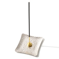 Saenghwalgongsik 獨特金屬香氛座, 銀色