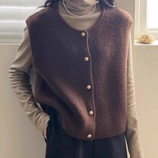 MarketA 女性Berry鈕扣針織背心