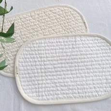 MISO NATURE 絎縫涼感絲雙面嬰兒吸汗枕墊 無固定帶, 象牙白 + 白色