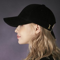 VARZAR 立體徽標燈芯絨棒球帽