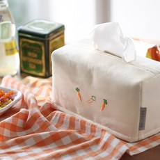 BELLELIFE 胡蘿蔔刺繡面紙盒, 自然色